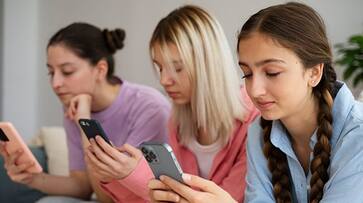 World Spine Day 2023 Know how excessive screen time impacts on your health RBA World Spine Day 2023 Know how excessive screen time impacts on your health RBA