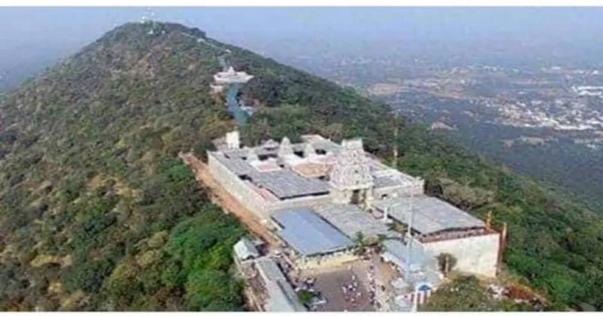 முருகன் மலையை ஏசு மலையாக மாற்றுவதா? கொந்தளித்த முருக பக்தர்கள்.. சென்னிமலையில் என்ன நடக்கிறது?