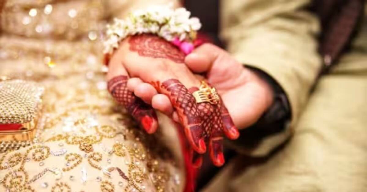 விரைவில் திருமணம் நடக்க தப்பி தவறி கூட இந்த திசையில் தூங்காதீங்க..! மீறினால் விபரீதமாகலாம்!