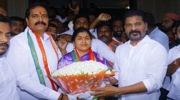 2 brs corporators joins in congress ahead of telangana assembly elections 2023 ksm 2 brs corporators joins in congress ahead of telangana assembly elections 2023 ksm