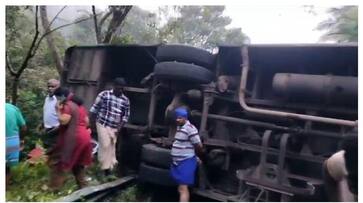 Erumeli Attivalam bus accident 17 people were injured fvv Erumeli Attivalam bus accident 17 people were injured fvv