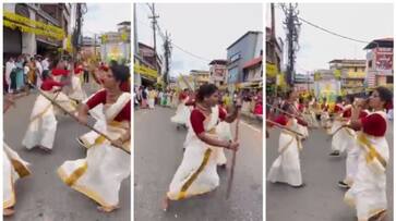 Kerala Style Dandiya Dance shared by Shashi Tharoors Goes Viral bkg Kerala Style Dandiya Dance shared by Shashi Tharoors Goes Viral bkg