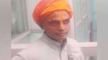 priest found dead in ashramam at Ayodhya kgn priest found dead in ashramam at Ayodhya kgn