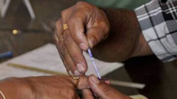 Large number of senior citizens, disabled persons chose to vote from home in Nizamabad ksp Large number of senior citizens, disabled persons chose to vote from home in Nizamabad ksp