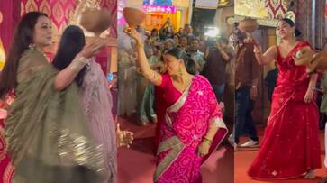 Rani Mukerji to Sushmita Sen, what is the Dhunuchi dance that celebrities are performing RKK Rani Mukerji to Sushmita Sen, what is the Dhunuchi dance that celebrities are performing RKK