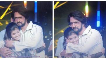 Kichcha Sudeep talks with Namratha Prem and Dolly Dhananjay in Bigg Boss Kannada stage srb Kichcha Sudeep talks with Namratha Prem and Dolly Dhananjay in Bigg Boss Kannada stage srb