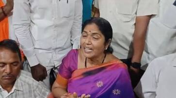 BJP Ramadevi gets emotional after Not getting party Ticket For Telangana Assembly Election 2023 ksm BJP Ramadevi gets emotional after Not getting party Ticket For Telangana Assembly Election 2023 ksm