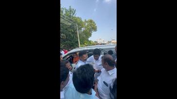mp thirumavalavan and bjp state president annamalai meets at melmaruvathur today vel mp thirumavalavan and bjp state president annamalai meets at melmaruvathur today vel