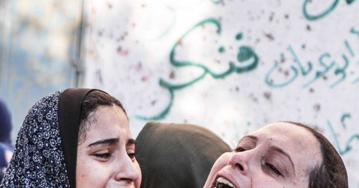 கர்ப்பிணிப் பெண்ணின் வயிற்றை கிழித்து குழந்தையின் தலையை துண்டித்த ஹமாஸ் தீவிரவாதிகள்!