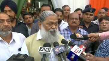 Haryana HM tells DGP to suspend 372 cops; Here's why Haryana HM tells DGP to suspend 372 cops; Here's why