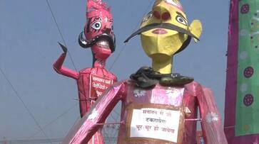 Effigies of Sanatan Dharma critics to be burned, message displayed on Ravana's effigy at Red Fort AJR Effigies of Sanatan Dharma critics to be burned, message displayed on Ravana's effigy at Red Fort AJR