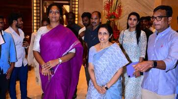 TDP : Nara Bhuvaneswari visits Tirumala Srivari temple before 'Nijam Gelavali' Bus Yatra RMA TDP : Nara Bhuvaneswari visits Tirumala Srivari temple before 'Nijam Gelavali' Bus Yatra RMA