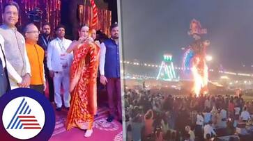 Kangana Ranaut FAILS To Shoot the Arrow at Ravan Effigy at Lav Kush Ramleela suc Kangana Ranaut FAILS To Shoot the Arrow at Ravan Effigy at Lav Kush Ramleela suc