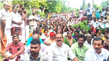 charummoodu locals stopped those who came to soil mining joy charummoodu locals stopped those who came to soil mining joy