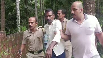 An employee of a private firm was stabbed in Kannur and the accused who tried to escape was chased and caught An employee of a private firm was stabbed in Kannur and the accused who tried to escape was chased and caught