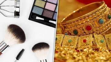 Karwa Chauth 2023: 7 thoughtful gifts for wives on festive day ATG EAI Karwa Chauth 2023: 7 thoughtful gifts for wives on festive day ATG EAI