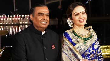 Mukesh Ambani gifted India's most expensive car Rolls Royce cullinan to Nita ambani.. know how much its worth Mukesh Ambani gifted India's most expensive car Rolls Royce cullinan to Nita ambani.. know how much its worth
