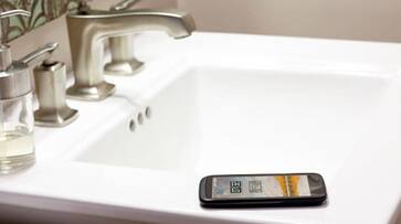 using phone inside toilet may lead to piles or hemorrhoids using phone inside toilet may lead to piles or hemorrhoids