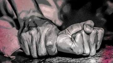 elder man tried to rape young girl in hotel room who came to clarify NEET Doubts ans elder man tried to rape young girl in hotel room who came to clarify NEET Doubts ans