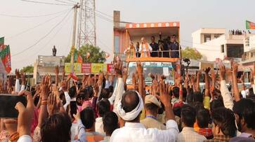Amit Shah narrowly escapes as his vehicle comes in contact with power cable in Rajasthan's Nagaur Amit Shah narrowly escapes as his vehicle comes in contact with power cable in Rajasthan's Nagaur