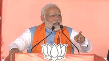 PM Modi in satna says My govt made 4 cr pucca houses for poor removed 10 cr fake beneficiaries of schemes ksm PM Modi in satna says My govt made 4 cr pucca houses for poor removed 10 cr fake beneficiaries of schemes ksm
