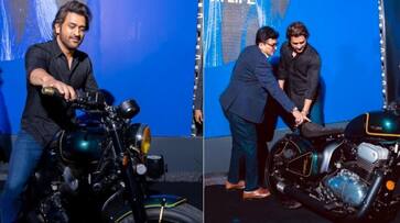 Famous Cricketer MS Dhoni bought Brand New Jawa 42 bobber ans Famous Cricketer MS Dhoni bought Brand New Jawa 42 bobber ans