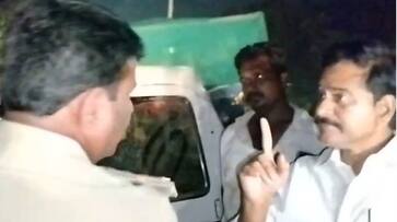 Minister Jogi Ramesh Vehicle hits running Lorry at Guntupally NTR District AKP Minister Jogi Ramesh Vehicle hits running Lorry at Guntupally NTR District AKP