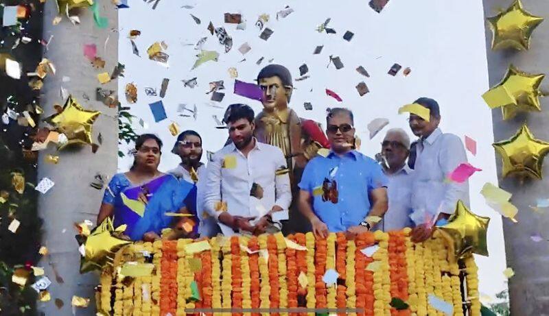 kamal haasan inaugurated by mahesh babu father krishna statue in vijayawada mma