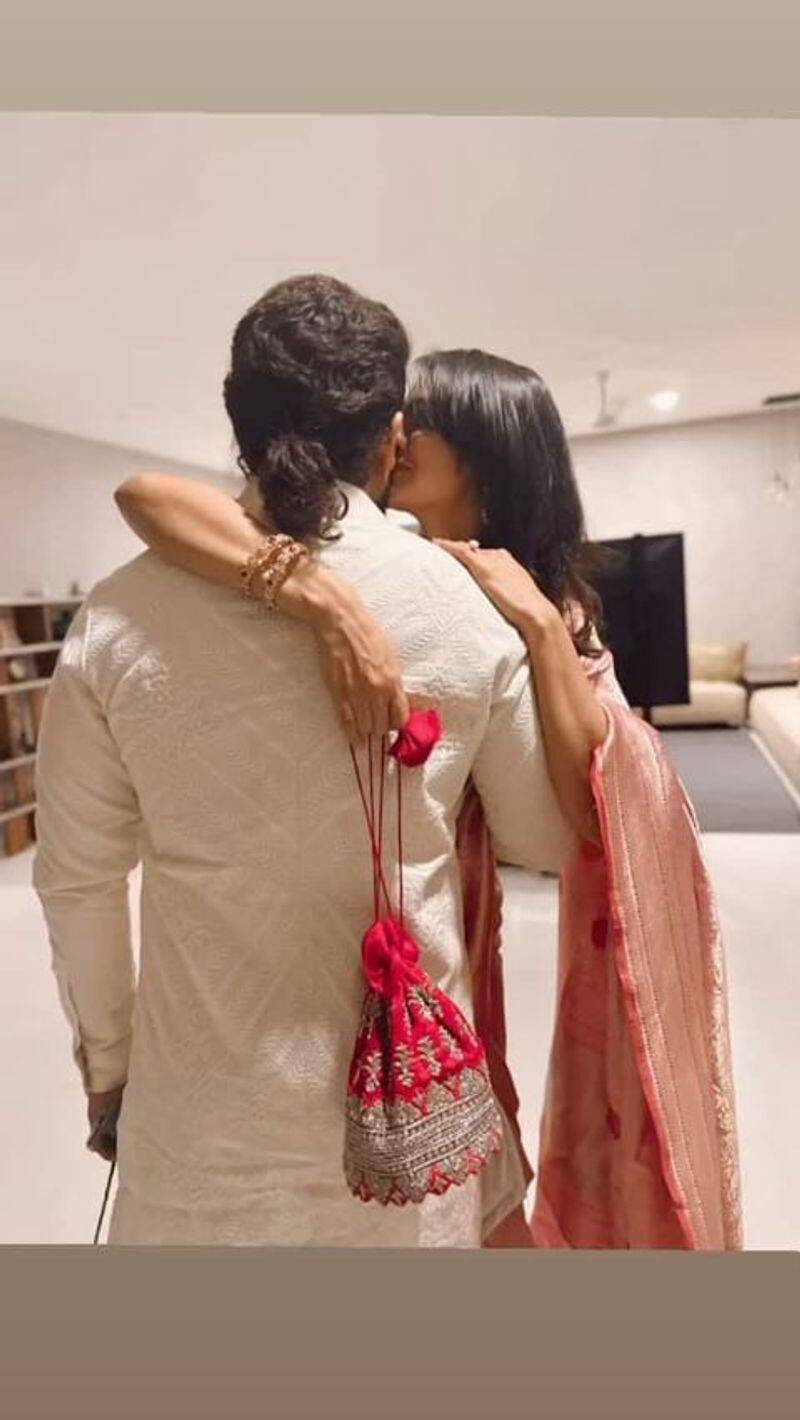 Allu Arjun Gets romantic kiss from Allu Sneha dtr