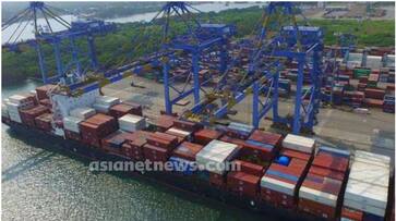 Customs seized cloths worth Rs 1.20 crore from Vallarpadam port apn Customs seized cloths worth Rs 1.20 crore from Vallarpadam port apn