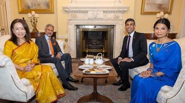 Jaishankar met UK Prime Minister Rishi Sunak's couple. Virat Kohli's autographed bat was presented as a gift..ISR Jaishankar met UK Prime Minister Rishi Sunak's couple. Virat Kohli's autographed bat was presented as a gift..ISR