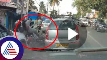Serial accident in Kalena Agrahara; Serious injury to motorist at benglauru rav Serial accident in Kalena Agrahara; Serious injury to motorist at benglauru rav