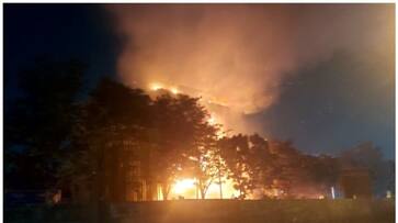 four storey building in Bengaluru where an IT company was working caught fire due to a short circuit bkg four storey building in Bengaluru where an IT company was working caught fire due to a short circuit bkg