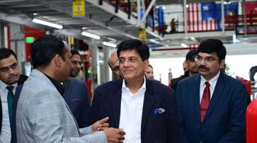 Elon Musk apologizes to Piyush Goyal for not meeting him Elon Musk apologizes to Piyush Goyal for not meeting him