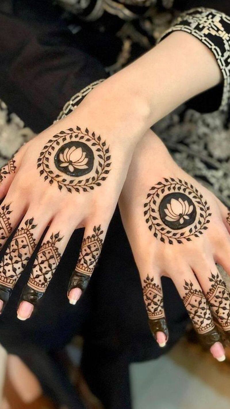 15 Best Karwa Chauth Mehndi: करवा चौथ मेहंदी डिजाइन यहां देखें, Check out  Karva Chauth Mehndi Designs here,