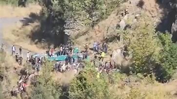 Major accident in Jammu and Kashmir: Over 25 lives lost as bus plunges into Chenab river gorge AJR Major accident in Jammu and Kashmir: Over 25 lives lost as bus plunges into Chenab river gorge AJR