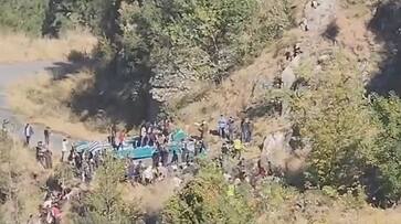 Doda Accident: A serious road accident in Jammu and Kashmir.. Bus fell into the valley.. More than 30 people were killed..ISR Doda Accident: A serious road accident in Jammu and Kashmir.. Bus fell into the valley.. More than 30 people were killed..ISR