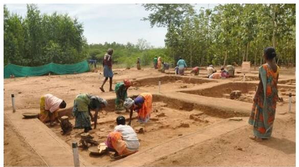 Madras HC madurai bench ordered union govt to publish keeladi archaeological survey report smp