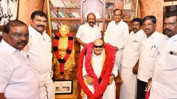 DMK members welcome Muthamil ther decorative float at Sivagangai-rag DMK members welcome Muthamil ther decorative float at Sivagangai-rag