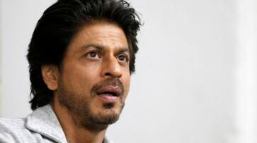 shah rukh khan avoid drinking water while shooting om shanti om remembers farah khan nsn shah rukh khan avoid drinking water while shooting om shanti om remembers farah khan nsn