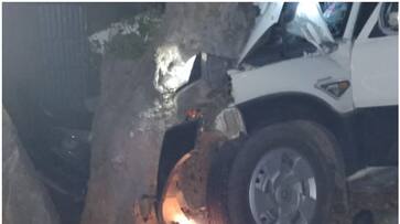 5 dead after car hitting in to the tree, prm 5 dead after car hitting in to the tree, prm