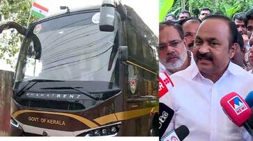 vd satheesan against pinarayi goverments navakerala yathra vd satheesan against pinarayi goverments navakerala yathra
