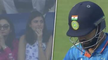 cricket IND vs AUS WC Final: Virat Kohli's dismissal leaves fans stunned; Anushka Sharma's reaction goes viral osf cricket IND vs AUS WC Final: Virat Kohli's dismissal leaves fans stunned; Anushka Sharma's reaction goes viral osf