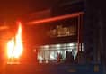 Lucknow news Fire broke out in Canara Bank in Hazratganj,people jumped from the building kxa 