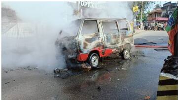 car runs in LPG catches fire while running in thorough thiruvananthapuram city in the morning afe car runs in LPG catches fire while running in thorough thiruvananthapuram city in the morning afe