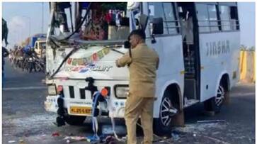 bus carrying passengers to Kreupasanam collided with mini lorry and several injured afe bus carrying passengers to Kreupasanam collided with mini lorry and several injured afe