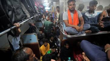 north indian workers occupy reserved train coaches...train Stopped in jolarpettai tvk north indian workers occupy reserved train coaches...train Stopped in jolarpettai tvk