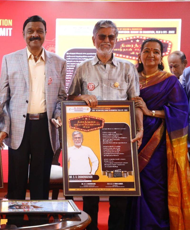 MGR university honoured thalapathy Vijay father SA chandrasekar by giving lifetime acheivement award gan