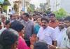 heavy rain in tirupur people argument with mayor vel