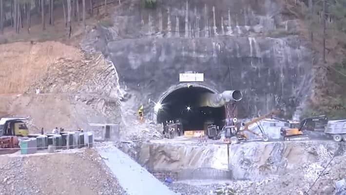 Uttarakhand Tunnel Collapse latest News rescue operation in last stage zrua